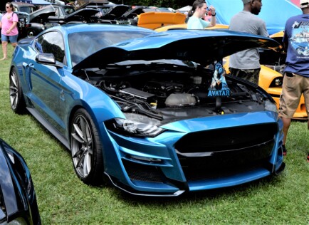 mustangs-broncos-and-f-100s-invade-maggie-valley-for-all-ford-show-2023-08-31_09-46-19_222048