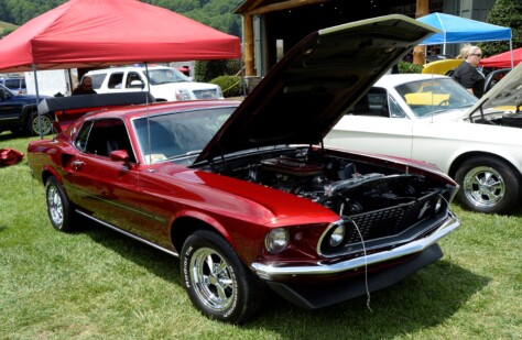 mustangs-broncos-and-f-100s-invade-maggie-valley-for-all-ford-show-2023-08-31_09-55-51_444138