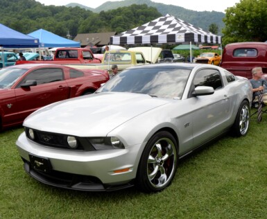mustangs-broncos-and-f-100s-invade-maggie-valley-for-all-ford-show-2023-08-31_10-04-59_171062