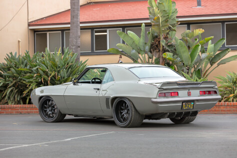 pro-touring-terror-hugo-santanas-hot-1969-camaro-2023-08-03_06-25-48_245242