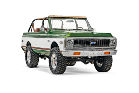velocity-builds-worlds-first-modernized-production-k5-blazer-2023-08-10_13-42-25_918517