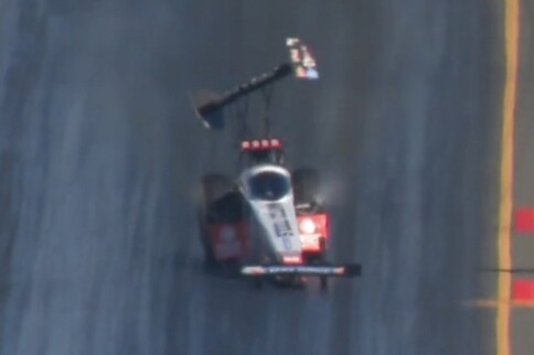 VIDEO: Antron Brown Suffers Rare Top Fuel Rear Wing Failure