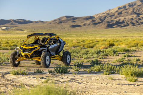 can-am-maverick-r-test-drive-impressions-hint-at-super-utv-2023-09-12_13-57-00_294649