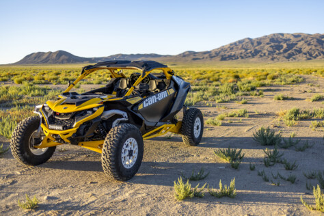can-am-maverick-r-test-drive-impressions-hint-at-super-utv-2023-09-12_13-57-21_919915