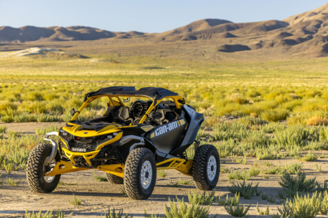 can-am-maverick-r-test-drive-impressions-hint-at-super-utv-2023-09-12_14-00-17_659121