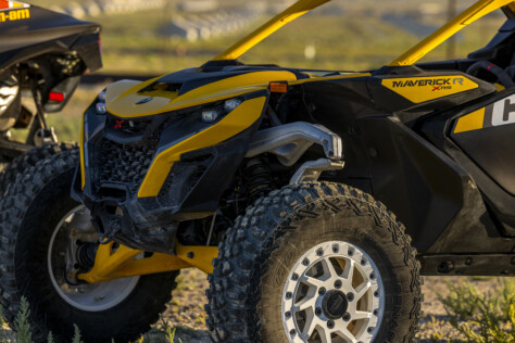can-am-maverick-r-test-drive-impressions-hint-at-super-utv-2023-09-12_14-01-04_889705
