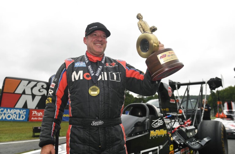Tony Stewart Reclaims Points Lead With Reading Victory