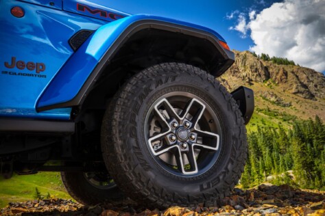 unleashing-the-offroad-prowess-of-the-2024-jeep-gladiator-2023-09-27_11-01-58_381338