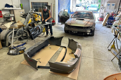 we-give-our-2001-cobra-a-fresh-paint-job-2023-09-06_07-41-24_726851