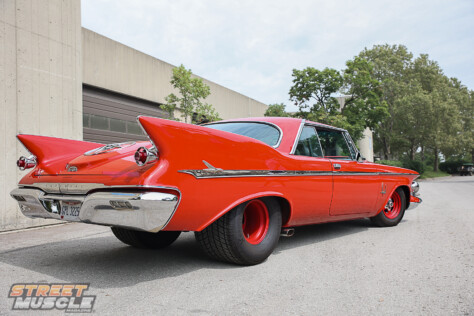 winged-warrior-1961-imperial-crown-coupe-pro-street-cruiser-2023-09-25_13-30-02_447893