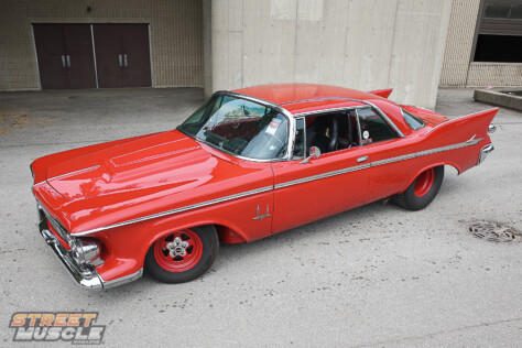 winged-warrior-1961-imperial-crown-coupe-pro-street-cruiser-2023-09-25_13-31-12_906571