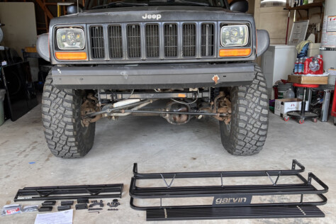 xj-cherokee-upgrade-family-off-roader-gets-a-garvin-sport-rack-2023-09-08_11-04-23_182831