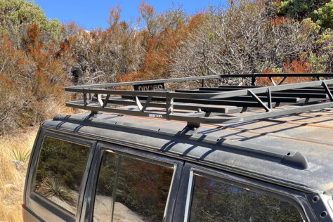 xj-cherokee-upgrade-family-off-roader-gets-a-garvin-sport-rack-2023-09-08_11-05-36_118408