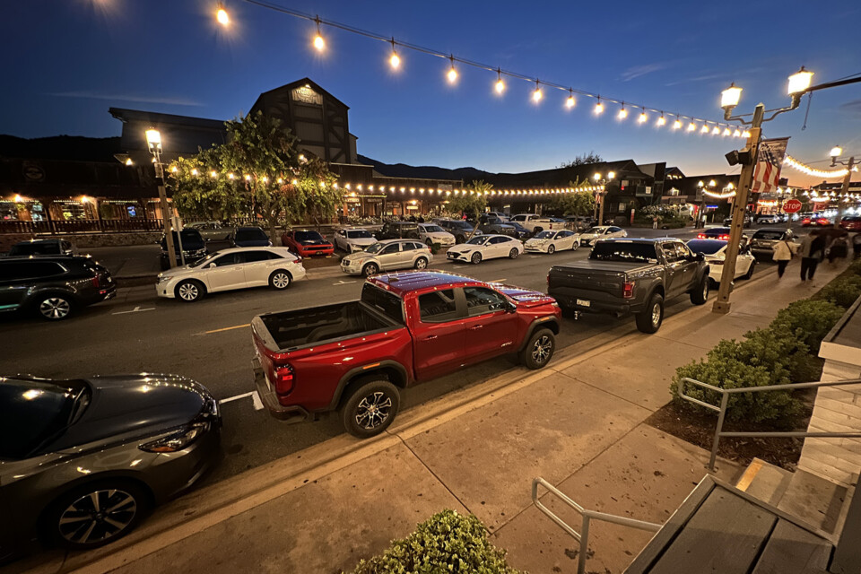Dual Personality Unleashed: 2023 GMC Canyon AT4 Test Drive