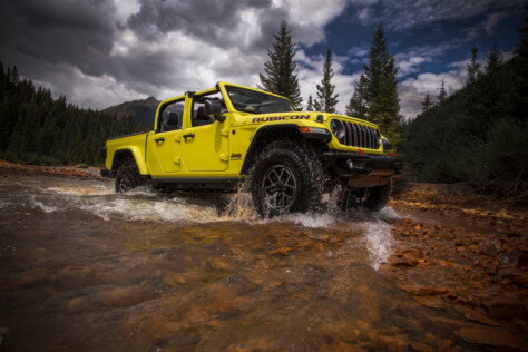 everything-you-need-to-know-about-the-2024-jeep-gladiator-2023-10-19_16-27-47_106788