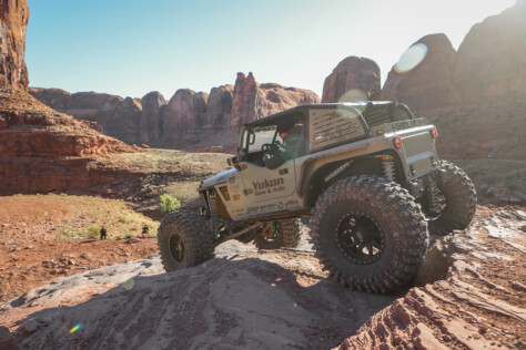 off-road-tire-comparison-mickey-thompson-tires-overview-2023-10-20_12-49-55_129830
