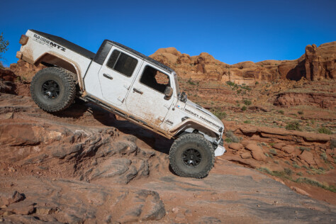 off-road-tire-comparison-mickey-thompson-tires-overview-2023-10-20_12-49-58_513626