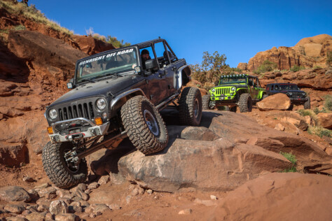 off-road-tire-comparison-mickey-thompson-tires-overview-2023-10-20_12-50-01_895224