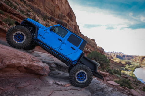 off-road-tire-comparison-mickey-thompson-tires-overview-2023-10-20_12-54-44_945989