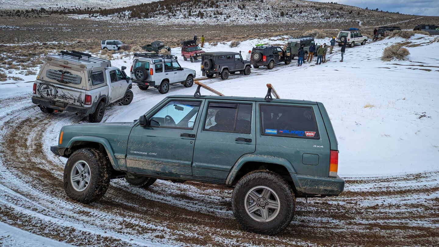 A group winter outing with Oregon AT.