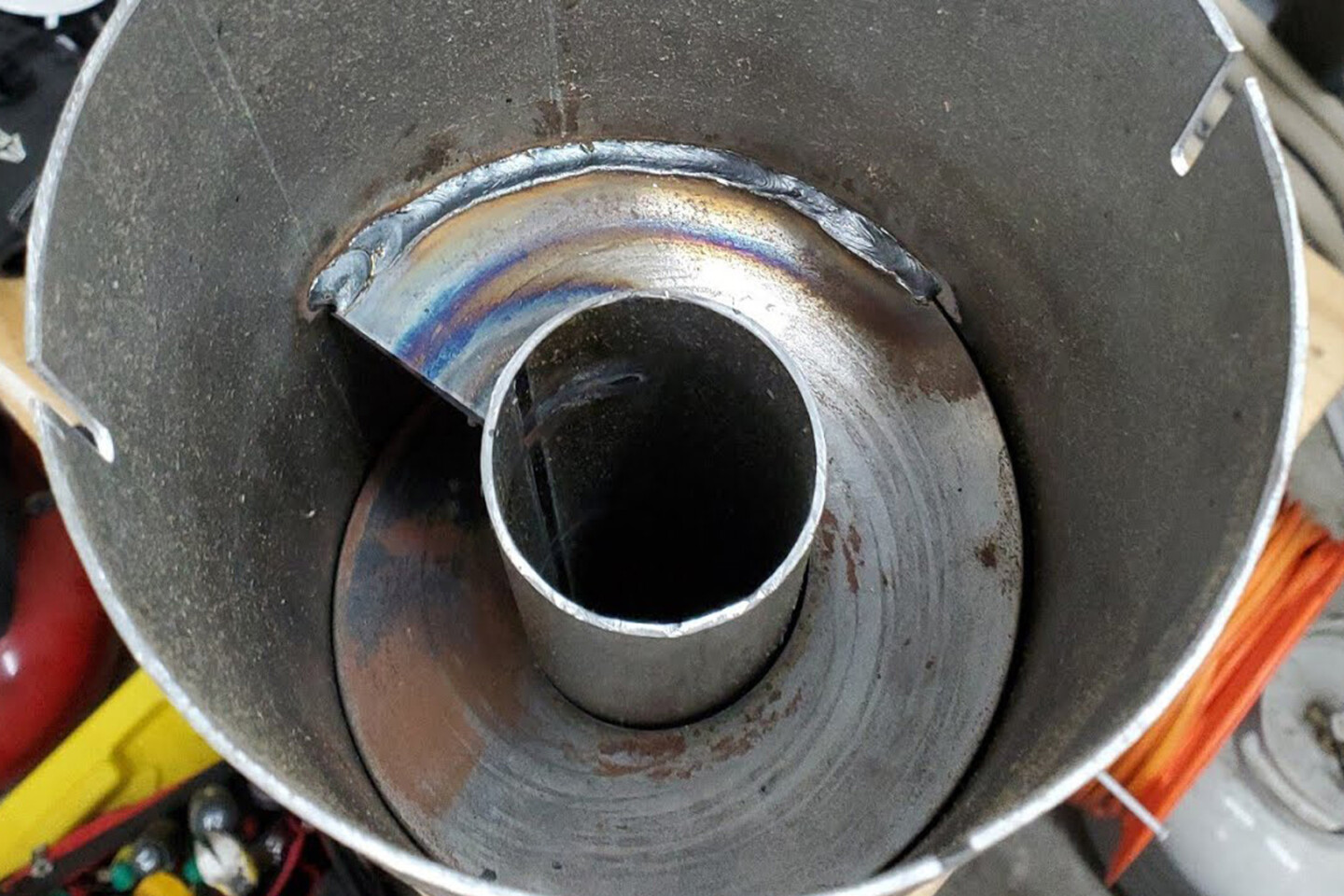 exhaust resonator