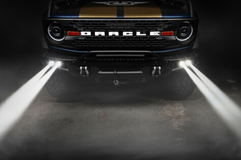 sema-2023-oracle-lighting-off-road-laser-beams-are-awesome-2023-10-31_21-12-26_627787