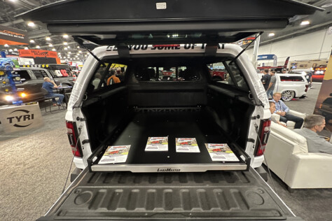 2023-sema-show-rugged-venturous-truck-cap-designed-for-adventure-2023-11-16_16-28-37_828455