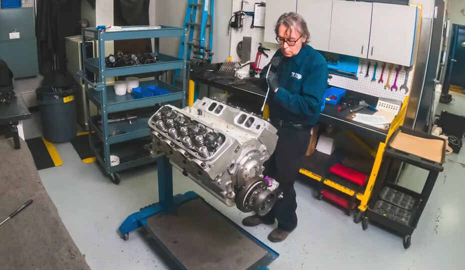 Cracking Open a 555 Cubic-Inch Big-Block 1000HP Baja Trophy Truck