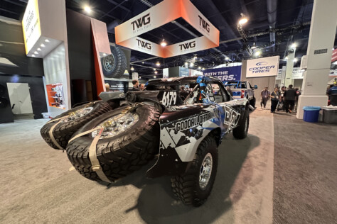 sema-2023-forged-off-road-race-wheels-from-dirty-life-wheels-2023-11-03_10-53-06_220071