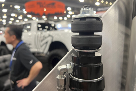 sema-2023-maxtrac-suspension-launches-vulcan-2-0-elite-shocks-2023-11-06_10-32-24_483410