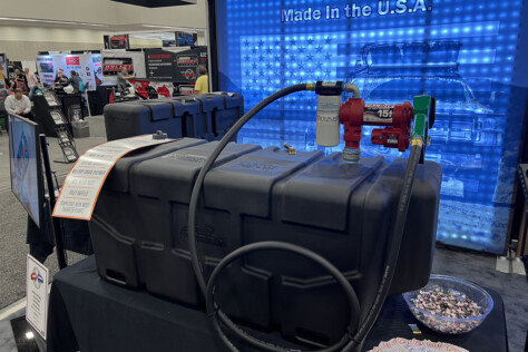 sema-2023-the-titan-in-bed-transfer-tank-tops-off-100-gallon-2023-11-10_10-28-33_699238