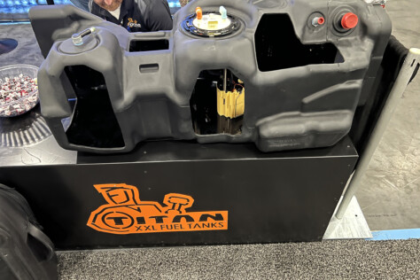 sema-2023-the-titan-in-bed-transfer-tank-tops-off-100-gallon-2023-11-10_10-29-00_783791