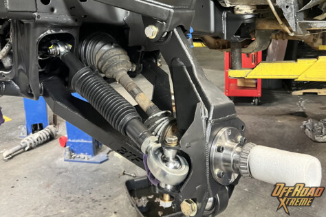 ford-ranger-ultimate-prerunner-gets-new-4x4-suspension-upgrade-2023-12-26_21-50-42_661759