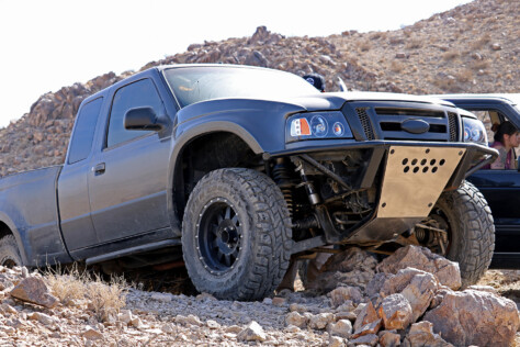 ford-ranger-ultimate-prerunner-gets-new-4x4-suspension-upgrade-2023-12-26_23-13-32_472049