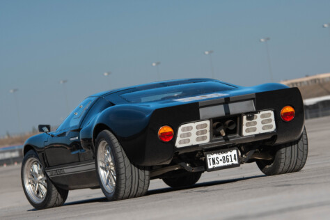 gt40-glory-a-replica-for-the-street-and-track-2023-12-21_12-57-41_906798