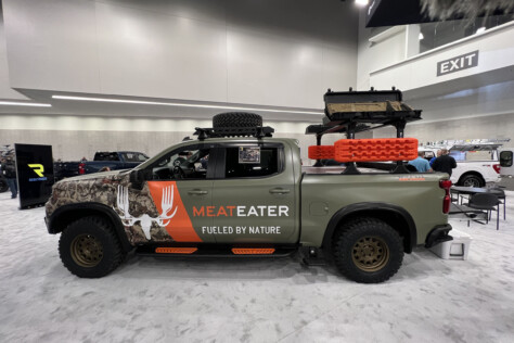 sema-2023-realtruck-collabs-with-meateater-on-2019-silverado-build-2023-12-05_16-40-55_362262