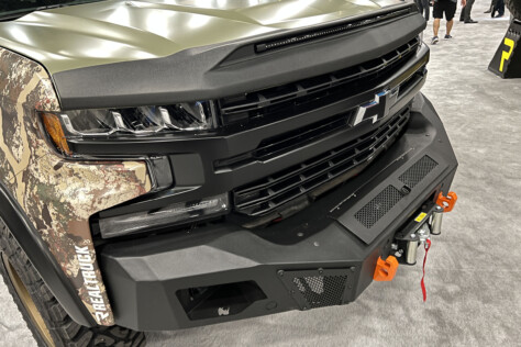 sema-2023-realtruck-collabs-with-meateater-on-2019-silverado-build-2023-12-05_16-41-16_722808