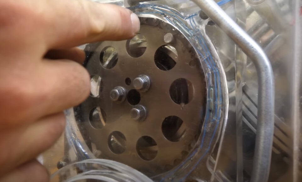 Plexiglas Engine_12