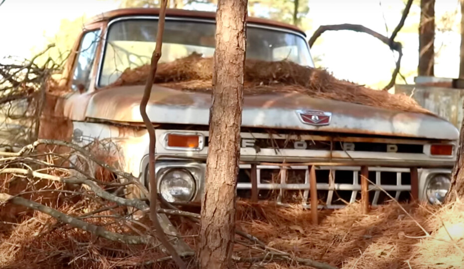 YouTube Channel Brings F-100 Back To Life