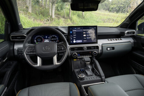 2024-toyota-tacoma-design-inspired-by-off-road-racing-2024-01-08_17-30-51_298000