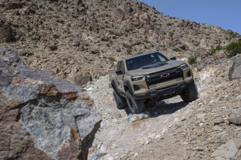 driving-new-chevrolet-zr2-trucks-through-king-of-the-hammers-2024-01-11_16-41-36_475565