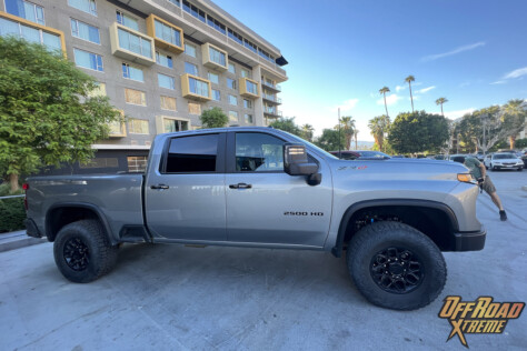 driving-new-chevrolet-zr2-trucks-through-king-of-the-hammers-2024-01-11_16-54-14_936720