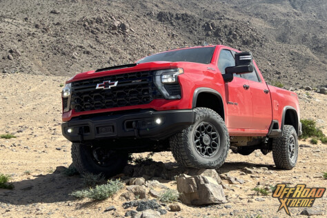 driving-new-chevrolet-zr2-trucks-through-king-of-the-hammers-2024-01-11_16-57-36_102478