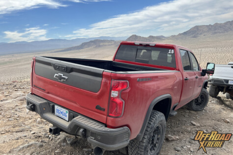 driving-new-chevrolet-zr2-trucks-through-king-of-the-hammers-2024-01-11_16-59-24_258847