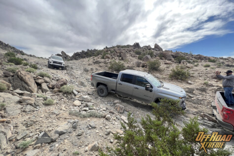 driving-new-chevrolet-zr2-trucks-through-king-of-the-hammers-2024-01-11_17-00-07_320964