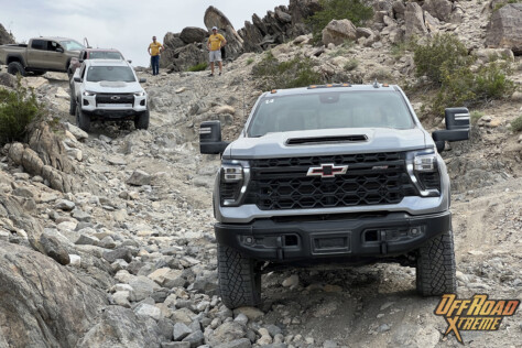 driving-new-chevrolet-zr2-trucks-through-king-of-the-hammers-2024-01-11_17-00-56_097416