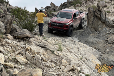 driving-new-chevrolet-zr2-trucks-through-king-of-the-hammers-2024-01-11_17-01-39_376089