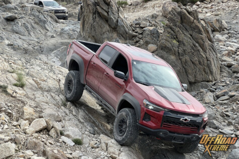 driving-new-chevrolet-zr2-trucks-through-king-of-the-hammers-2024-01-11_17-01-58_078857