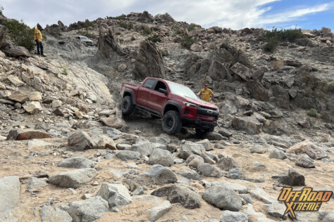 driving-new-chevrolet-zr2-trucks-through-king-of-the-hammers-2024-01-11_17-02-11_632380