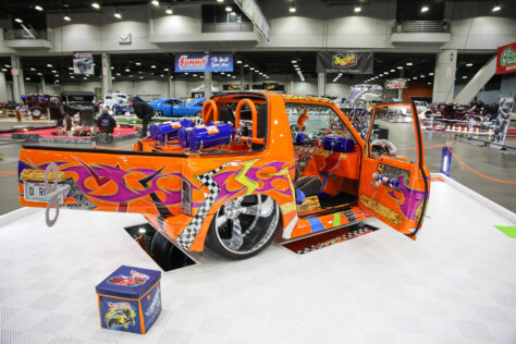 our-favorite-rides-from-the-2024-cincinnati-cavalcade-of-customs-2024-01-24_07-46-26_353409